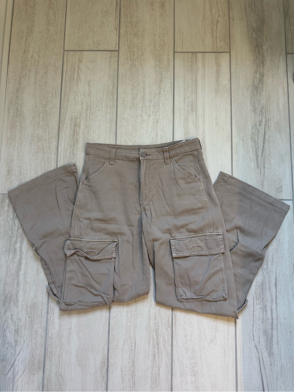 H&M Womens's Cargo Pants in Taupe Brown